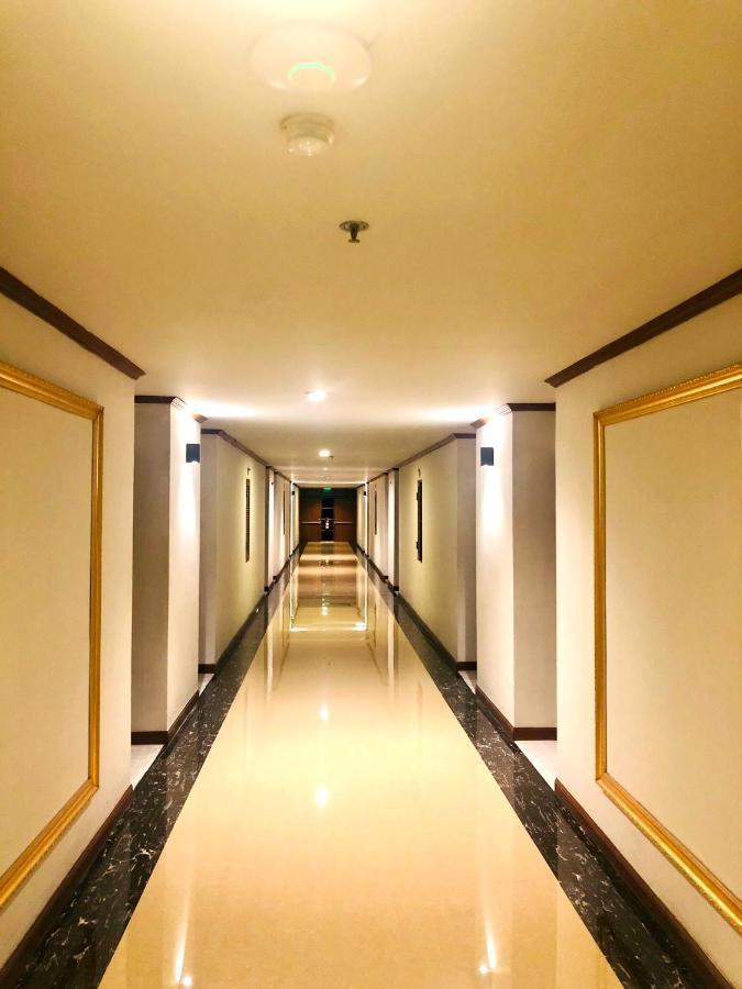 Hermitage Hotel Korat-Sha Накхонратчасима Экстерьер фото